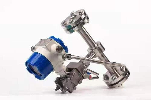 Vai trò của giao thức HART trong Máy phát đa thông số là gì? **