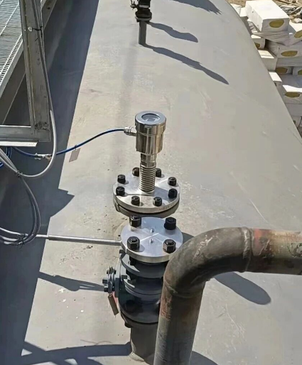 Các trường hợp mới nhất của công ty về Làm thế nào để radar sóng hướng đo mức độ giao diện bằng cách sử dụng sự khác biệt trong hằng số điện áp?